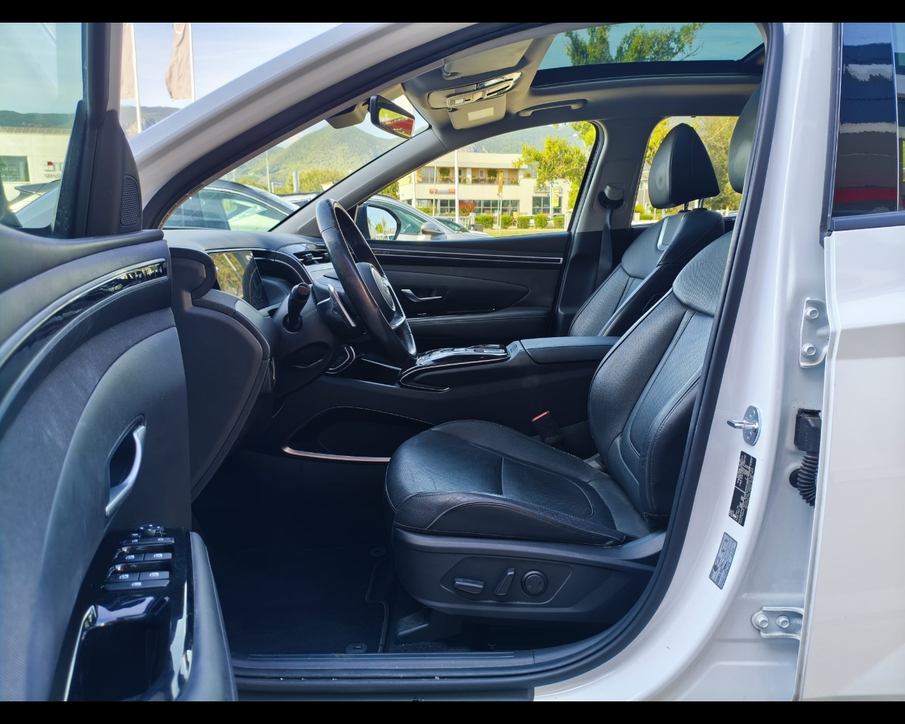 Foto HYUNDAI Tucson 1.6 phev Exellence Lounge Pack 4wd 265cv auto