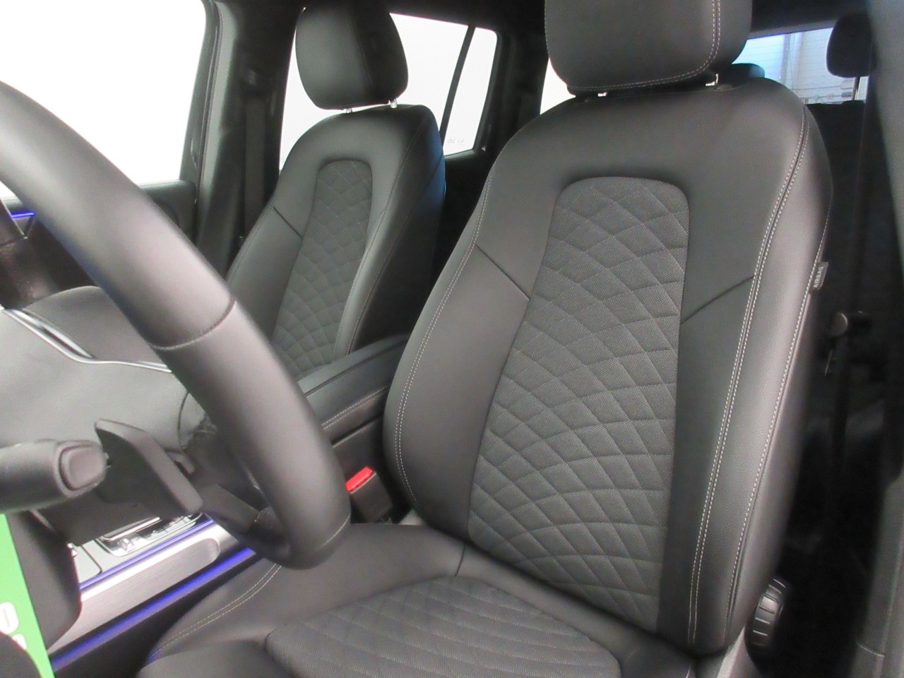 Mercedes GLB GLB 200 D Sport Plus 8G-DCT - 13