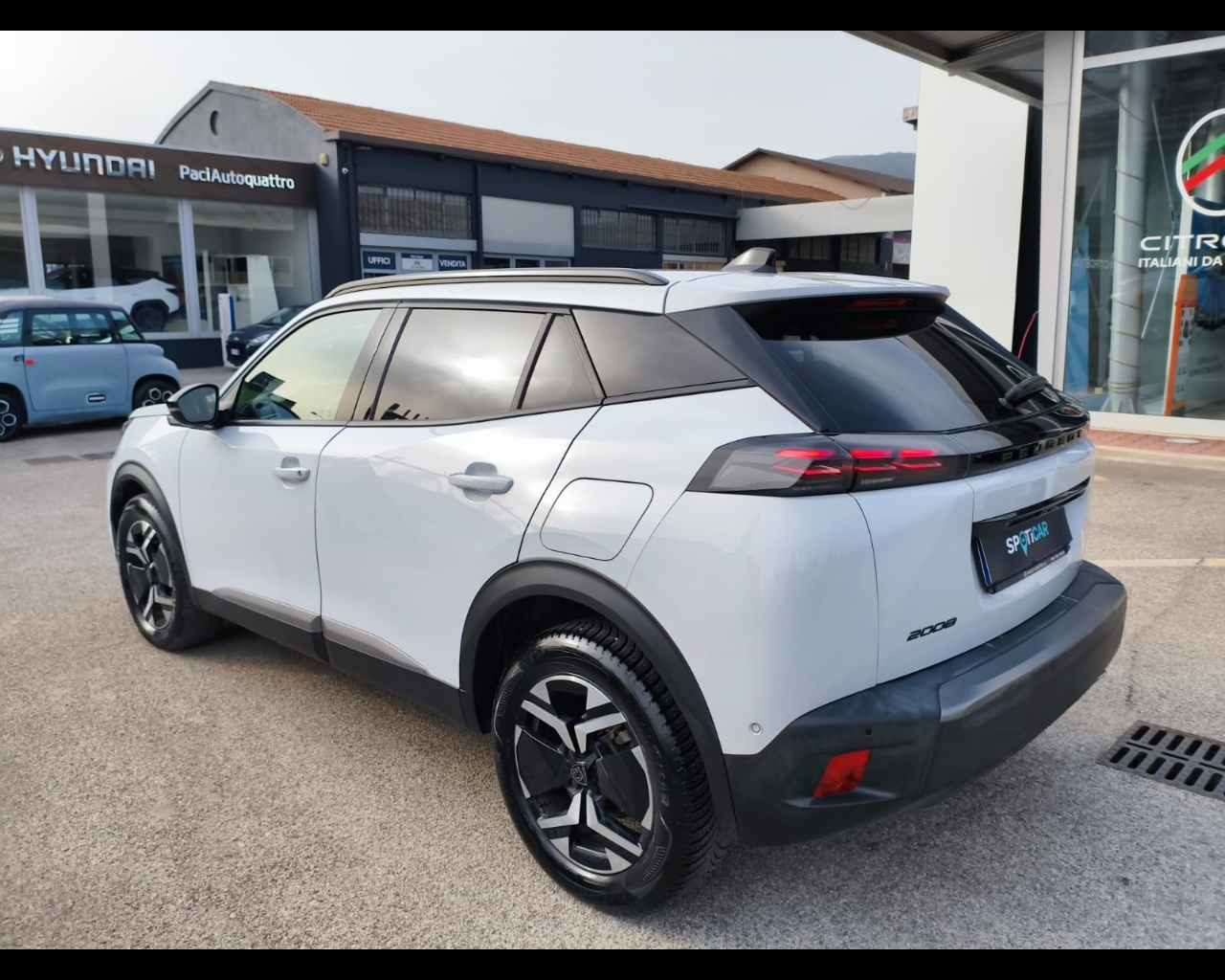 Foto PEUGEOT 2008 1.5 bluehdi Allure s&s 130cv eat8