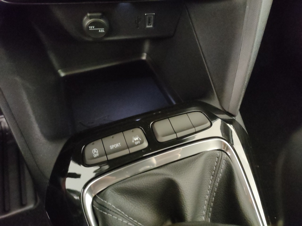 Opel Corsa Nuovo benzina Corsa Porto Mantovano