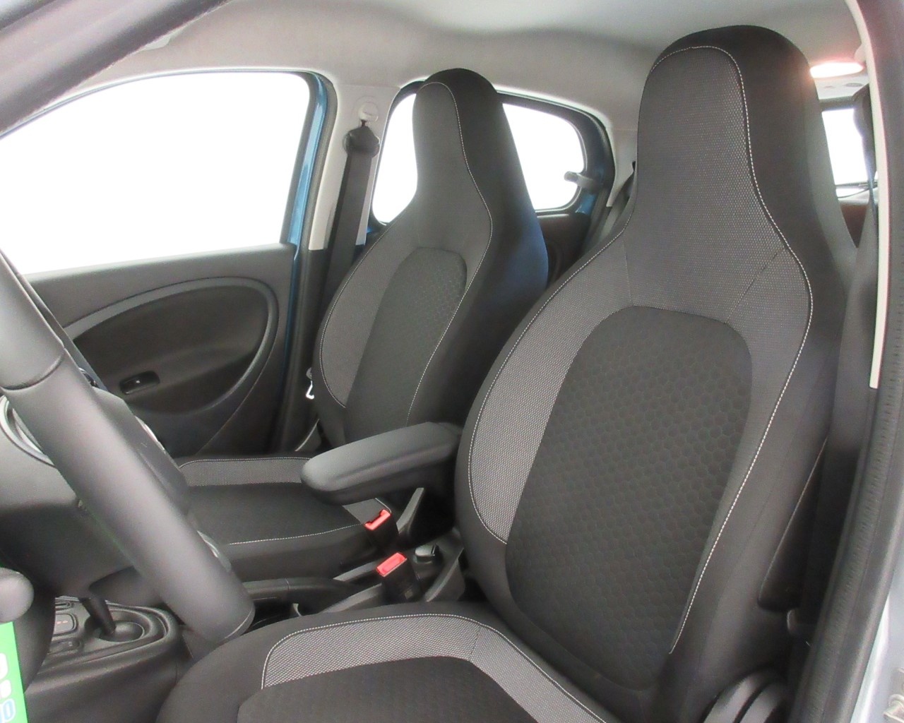 smart forfour forfour 22kW EQ Passion - 11