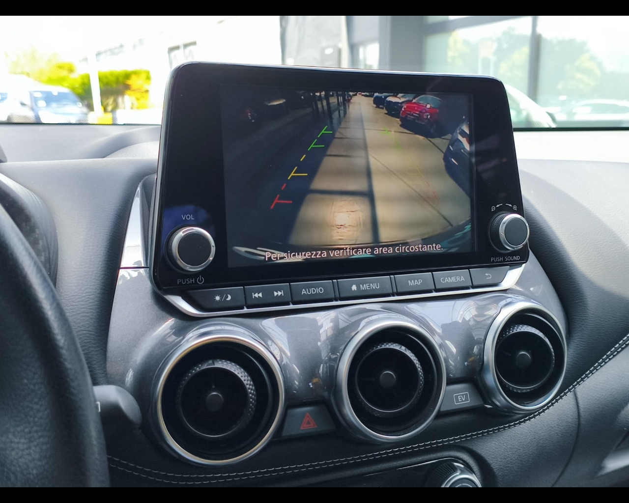 Foto NISSAN Juke 1.6 hev N-Connecta