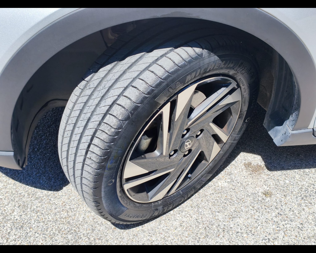 Foto HYUNDAI Bayon 1.2 mpi Xline