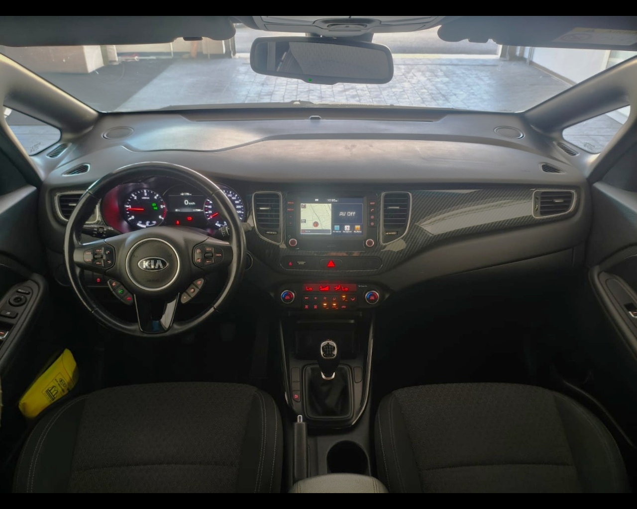 Foto KIA Carens 1.7 crdi Class Techno Pack 115cv 7p.ti