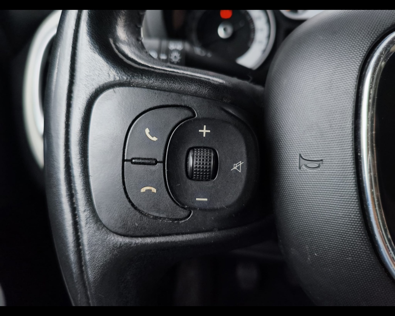Foto FIAT 500L 1.6 mjt Trekking 120cv E6 (leggere descrizione)