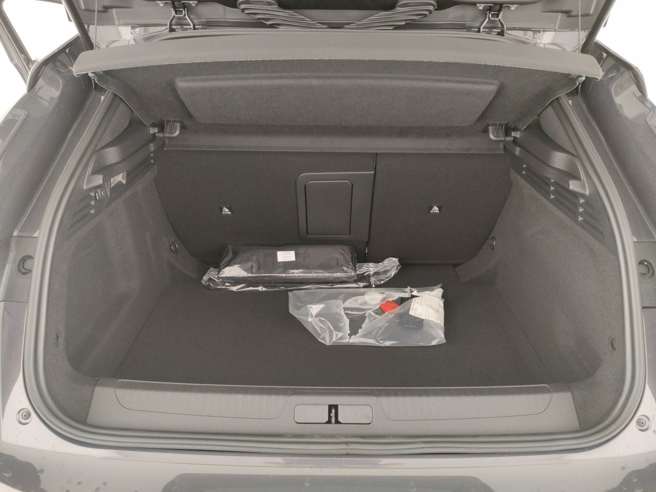 Ds DS4 Nuovo Ibrido benzina DS4 Porto Mantovano