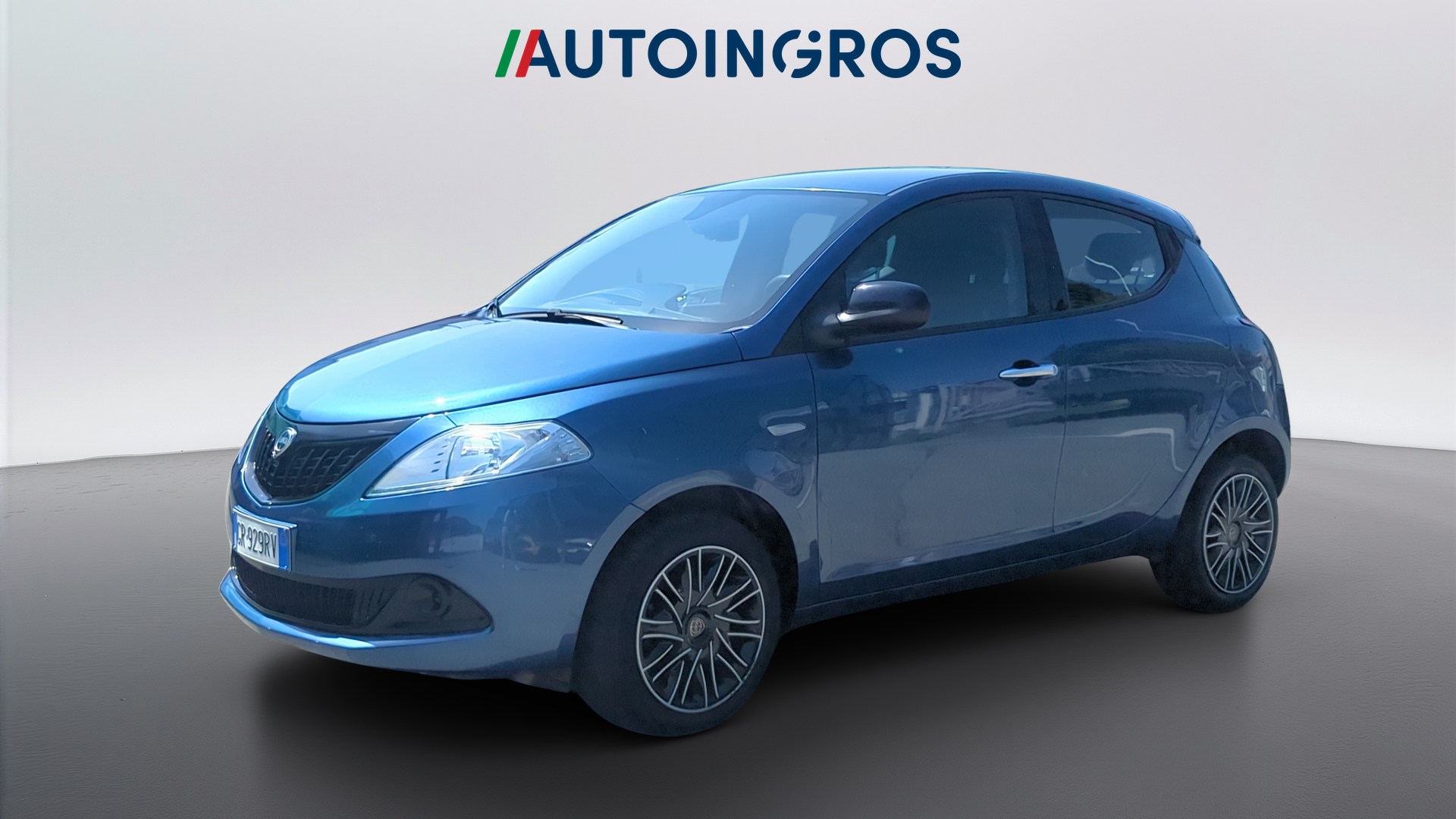 LANCIA Ypsilon Ypsilon 1.0 firefly hybrid Silver s&s 70cv