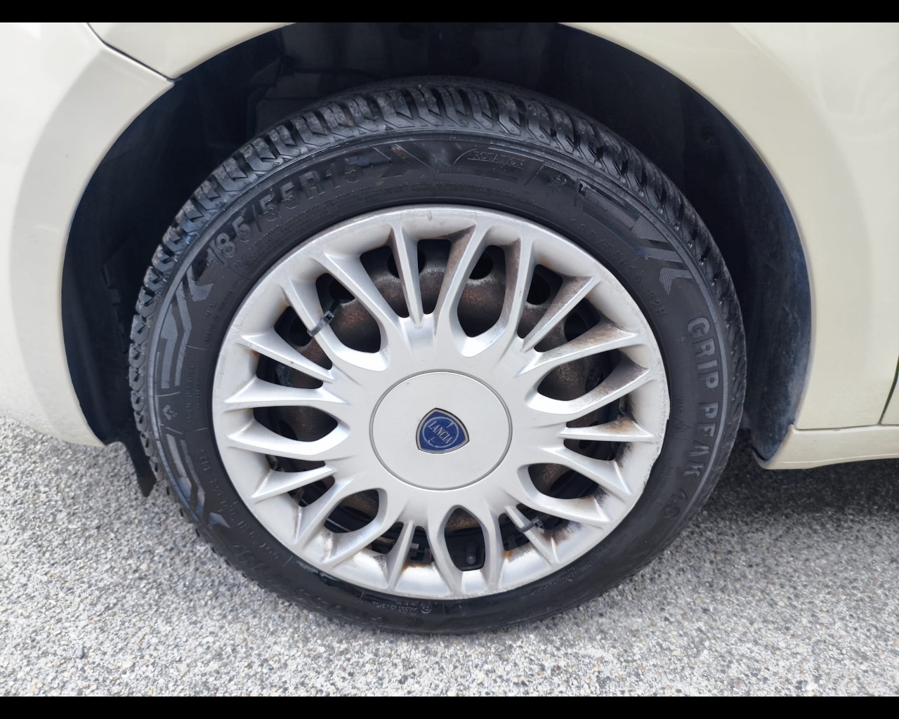 Foto LANCIA Ypsilon 1.2 Gold ecochic Gpl 69cv
