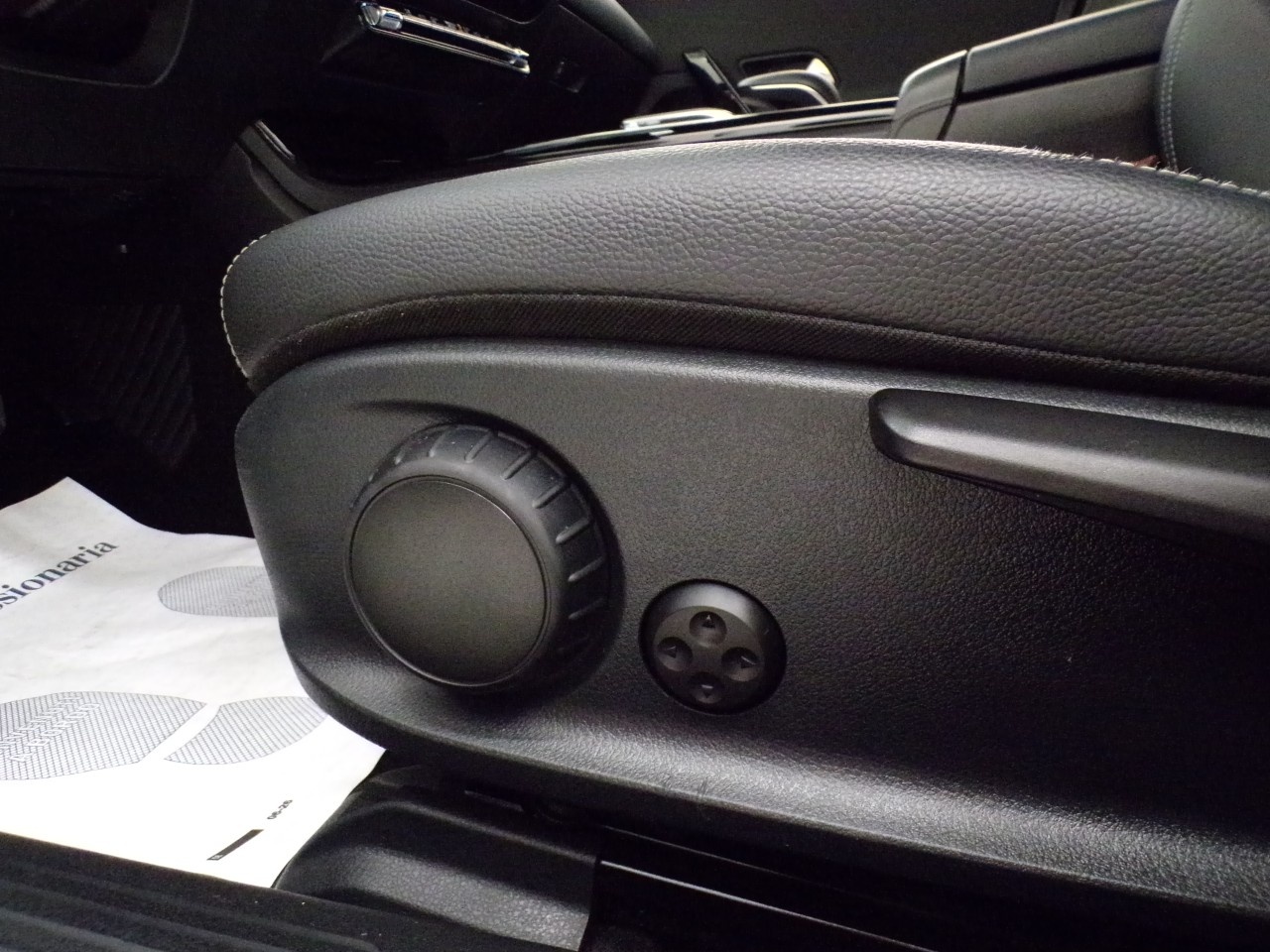 Mercedes Classe A Classe A 180 D Business 7G-DCT - 13