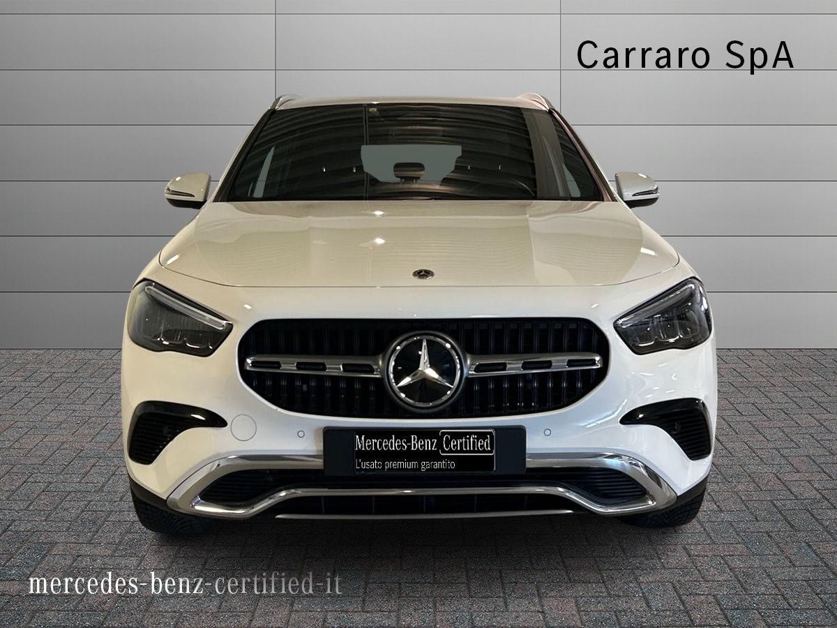 Mercedes GLA GLA 180 D Progressive Advanced 8G-DCT - 3