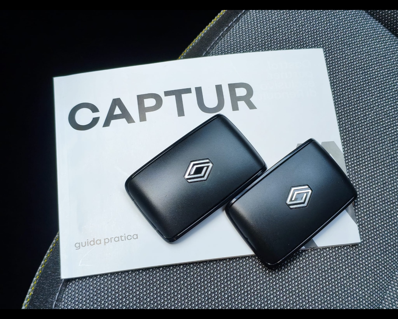 Foto RENAULT Captur 1.0 eco-g Techno 100cv