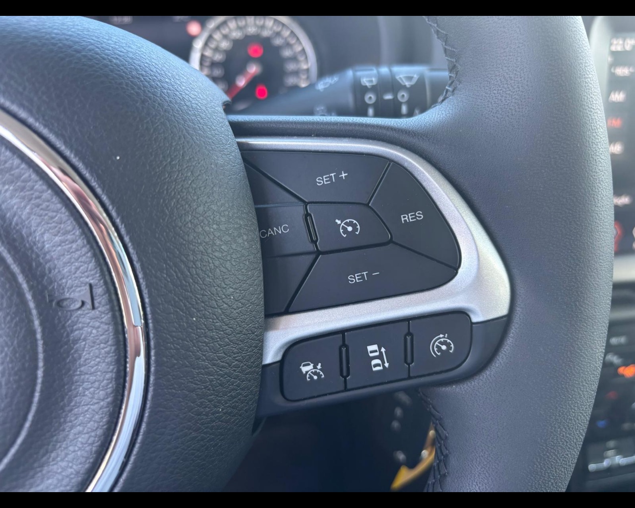 Foto JEEP Renegade 1.0 t3 Limited 2wd