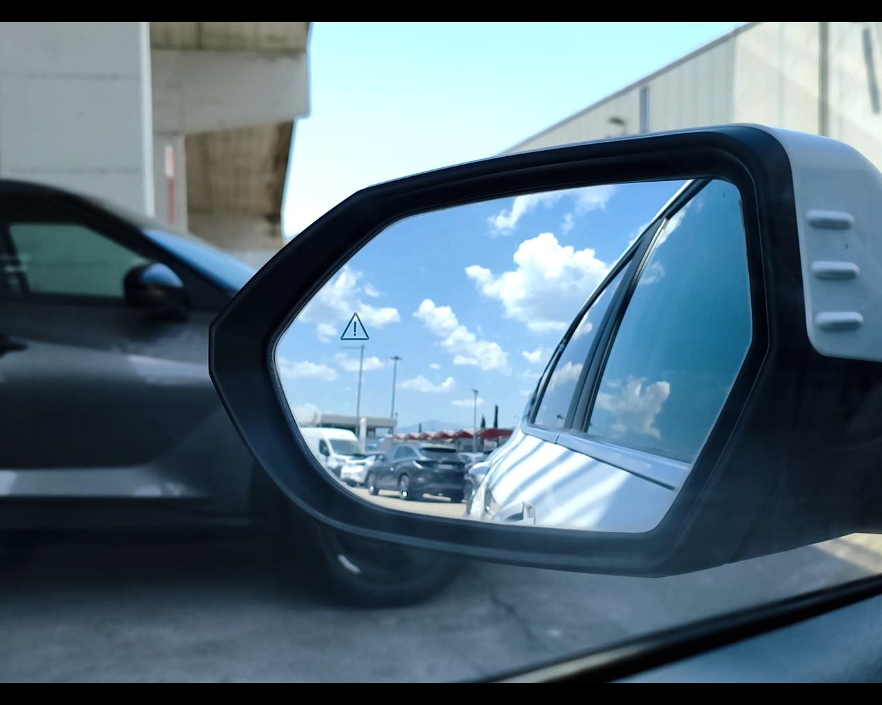 Foto HYUNDAI Kona 1.6 gdi hev X Line Tech Pack 2wd 141cv dct