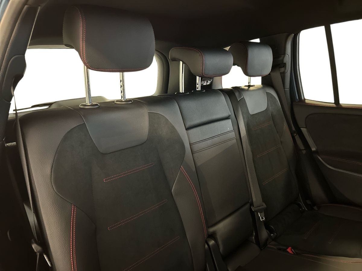 Mercedes GLB GLB 180 D Premium 8G-DCT - 16