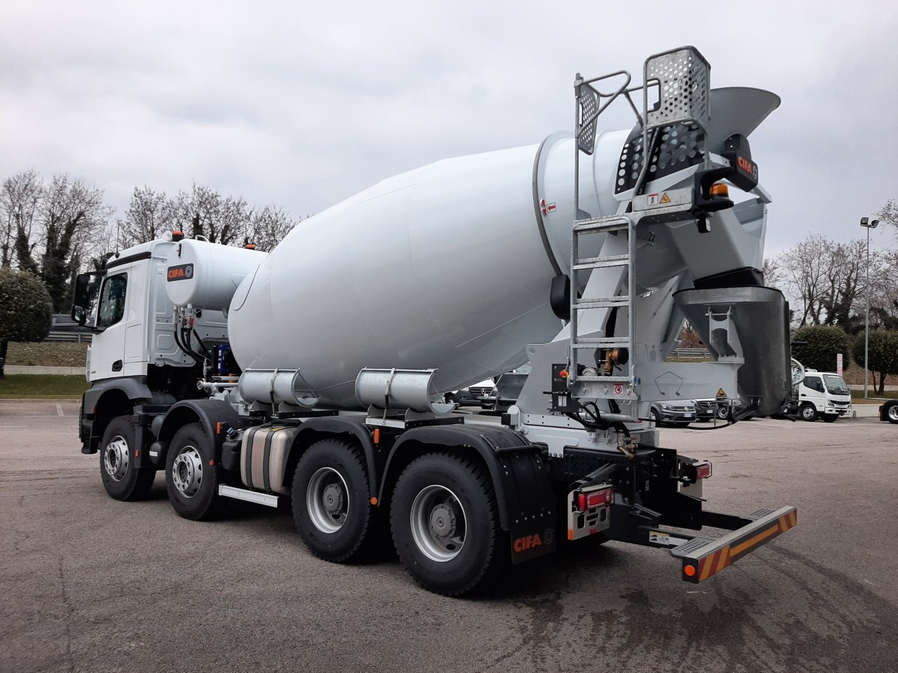 Mercedes Arocs Arocs  4148 B - 5