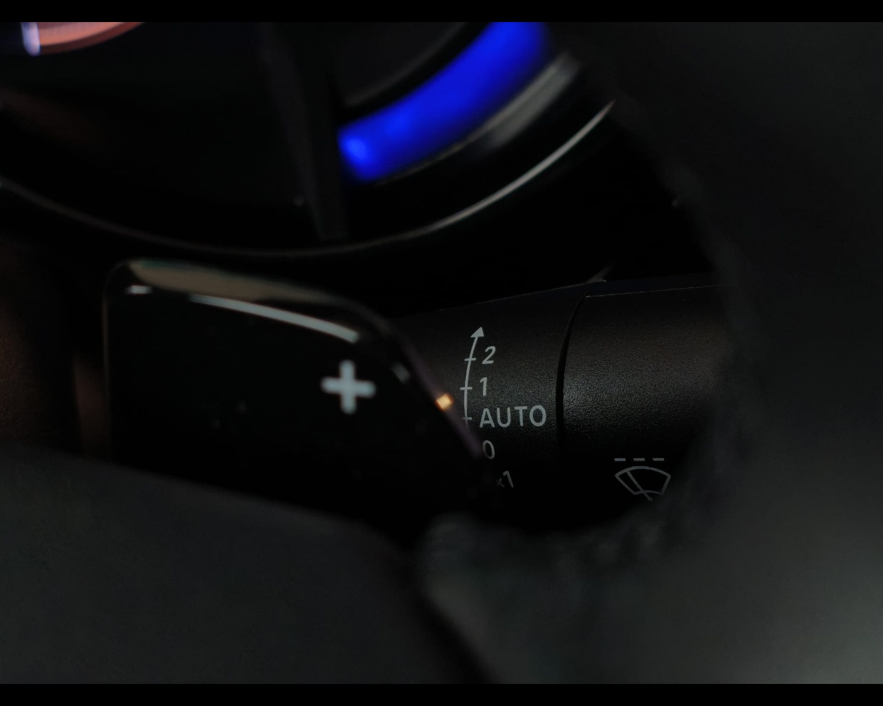 Foto ALFA ROMEO Junior 1.2 ibrida Speciale 145cv edct6