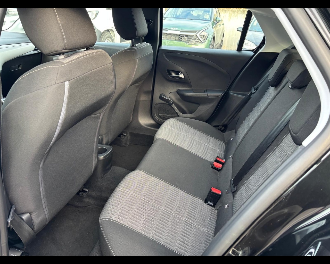 Foto OPEL Corsa 1.2 Edition 75cv