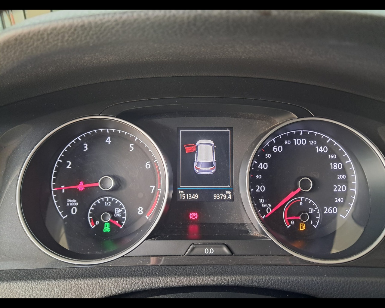 Foto VOLKSWAGEN Golf 5p 1.5 tgi Executive 130cv dsg