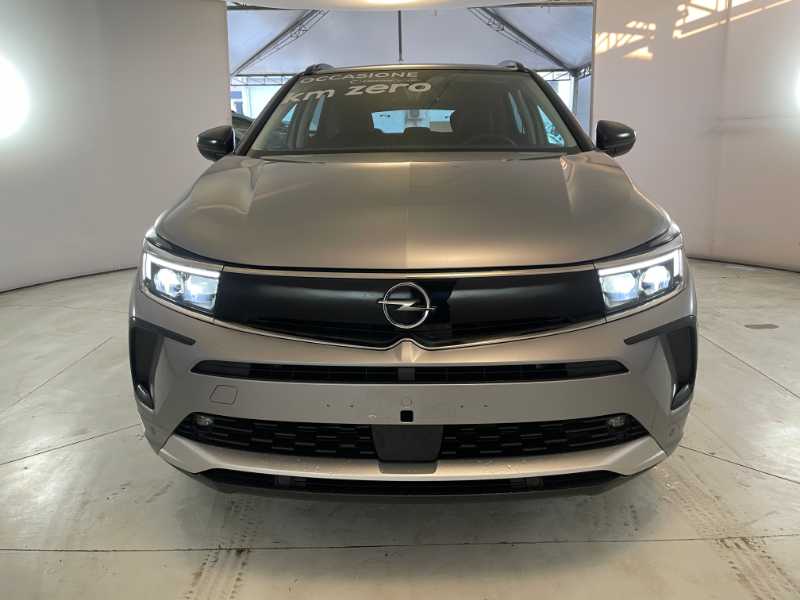 Grandland Business Elegance 1.2 130cv At8