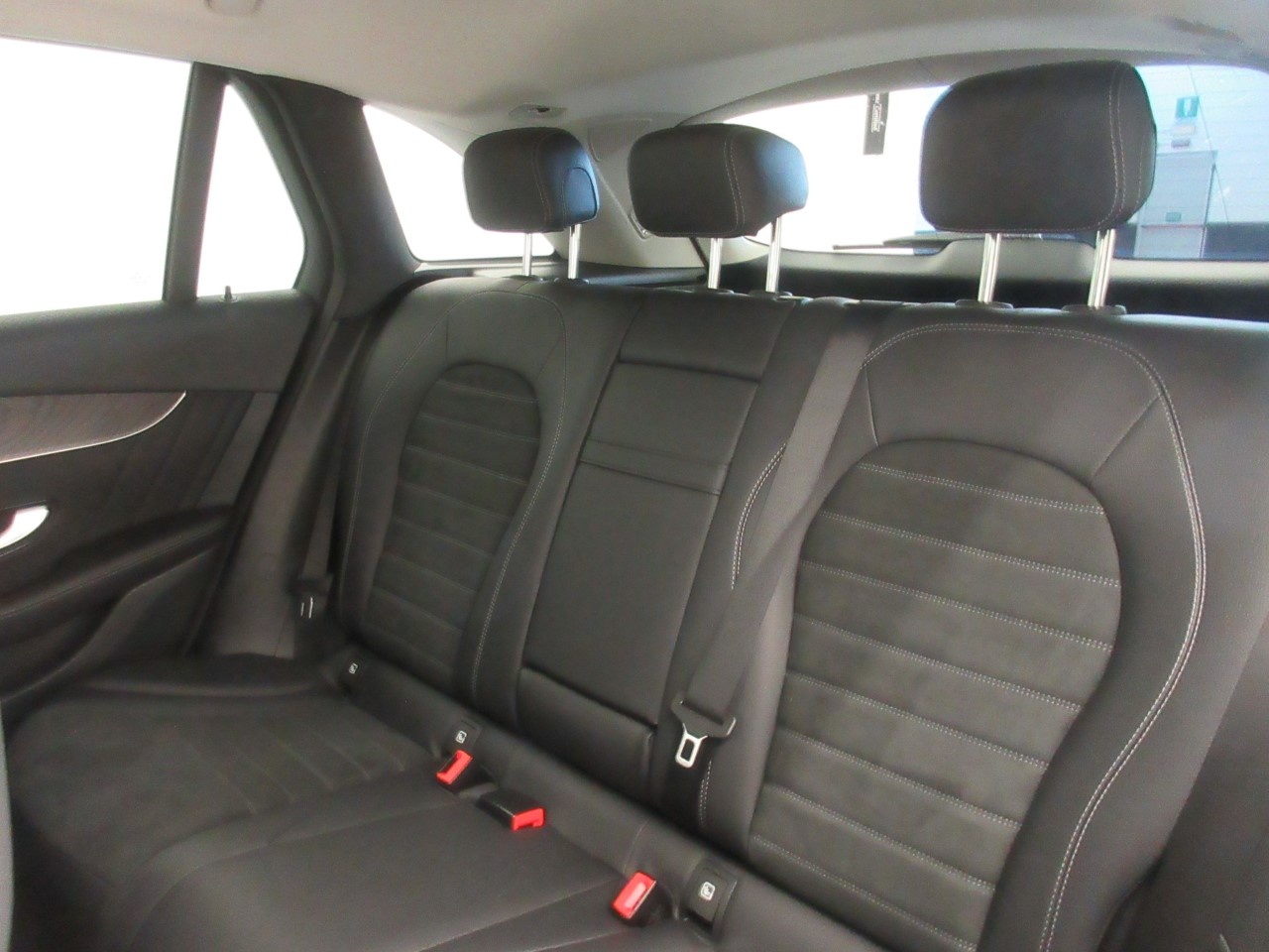 Mercedes GLC GLC SUV 220 D Premium 4Matic 9G-Tronic Plus - 14
