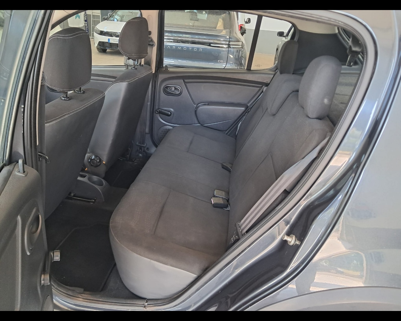 Foto DACIA Sandero 1.5 dci Stepway 90cv E5