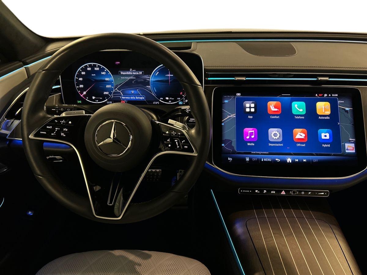 Mercedes  Classe E Station Wagon All-Terrain 300 de Plug in hybrid Premium Plus 4Matic 9G-Tronic - 10