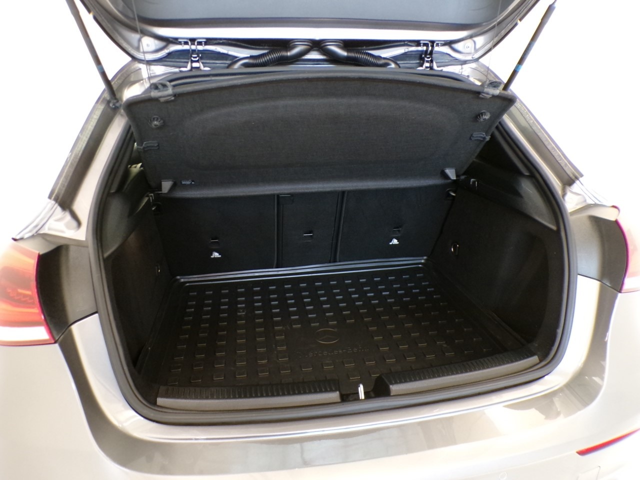 Mercedes Classe A Classe A 180 D Premium 7G-DCT - 9