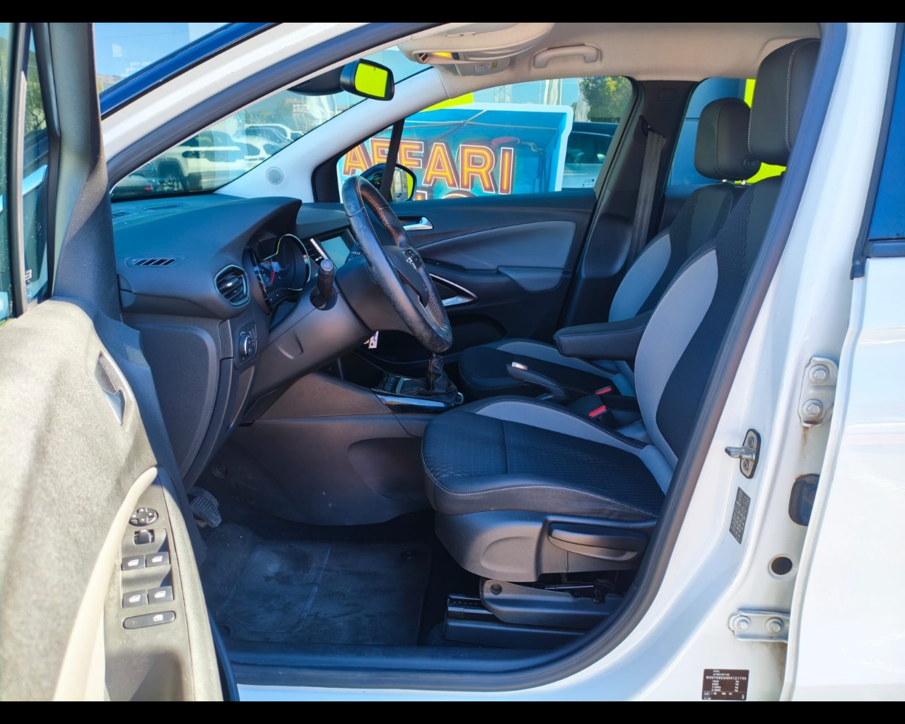 Foto OPEL Crossland X 1.5 ecotec Innovation s&s 102 cv mt