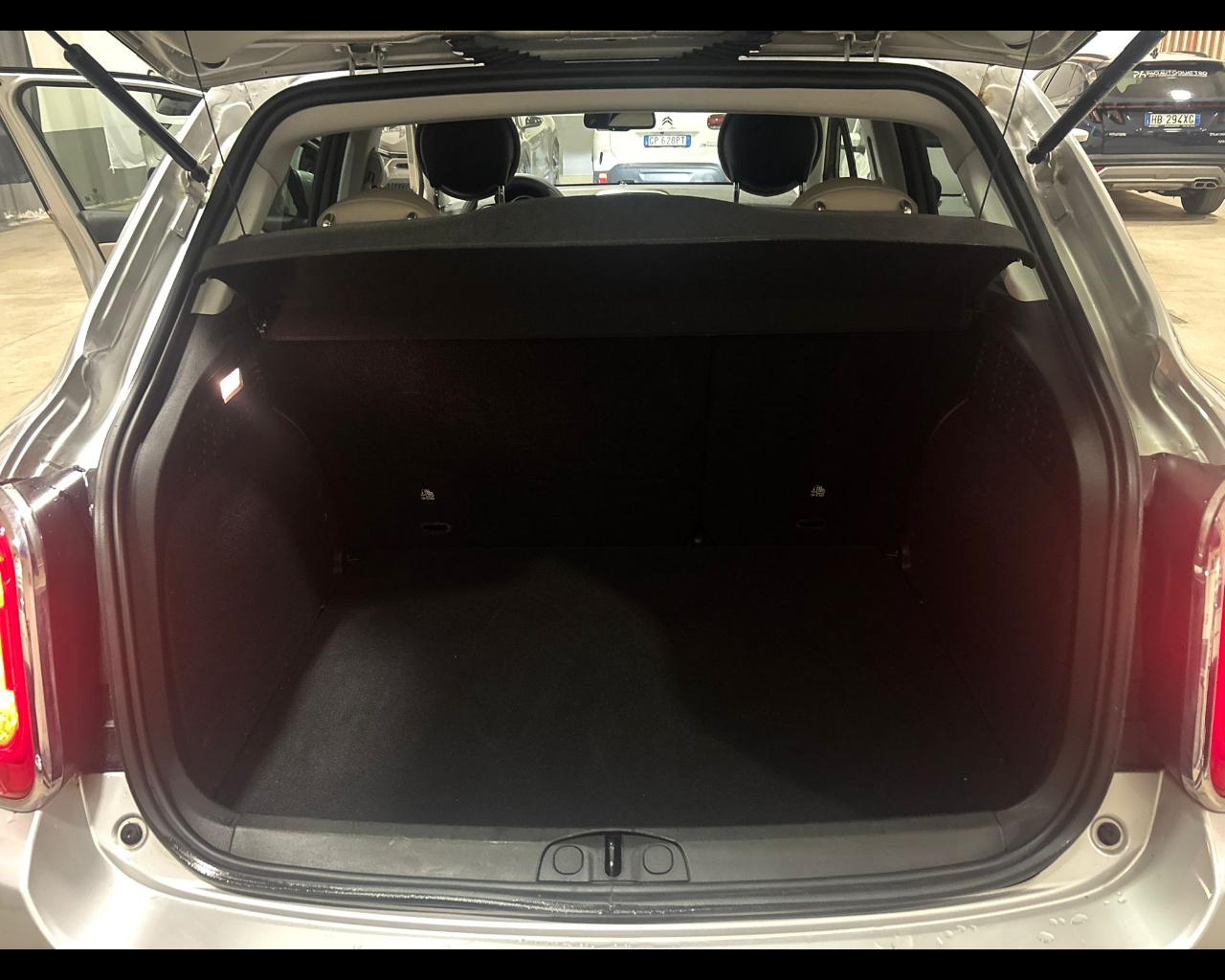 Foto FIAT 500X 1.6 mjt Lounge 4x2 120cv 