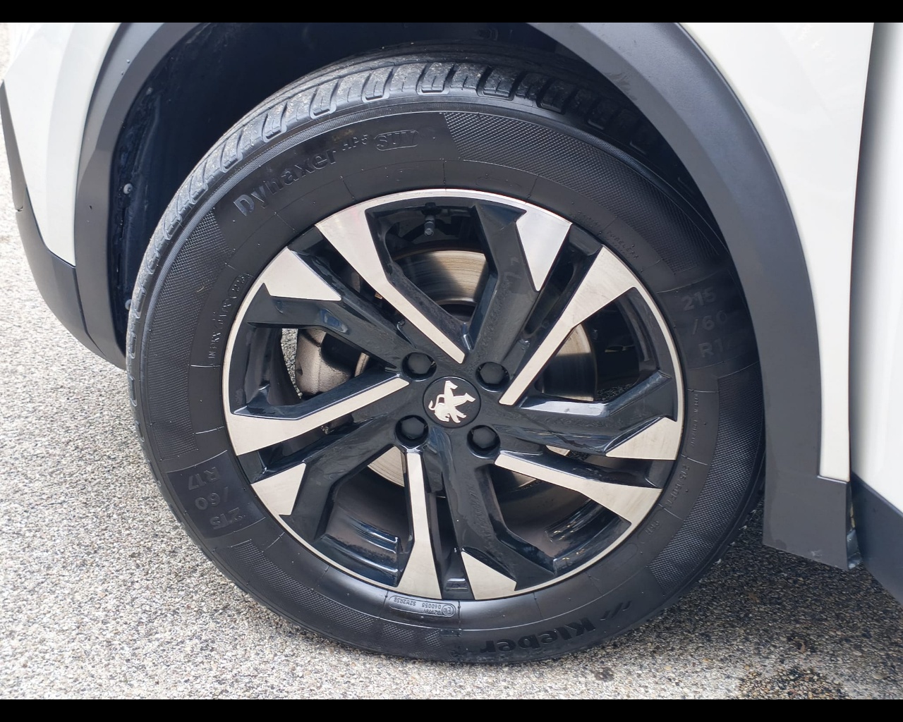 Foto PEUGEOT 2008 1.5 bluehdi Allure Pack s&s 130cv eat8