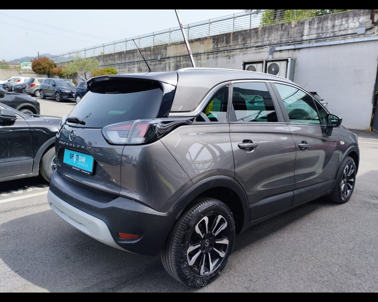 Foto OPEL Crossland 1.5 ecotec Elegance 110cv
