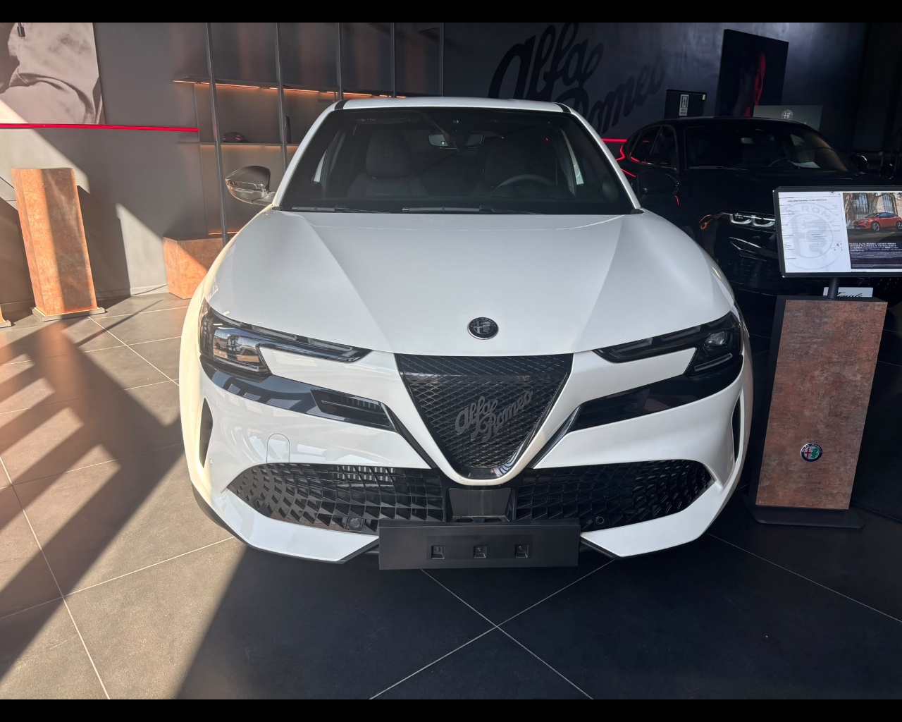 ALFA ROMEO Junior Ibrida Ibrida 1.2 136cvHybrid Edct6 Usata