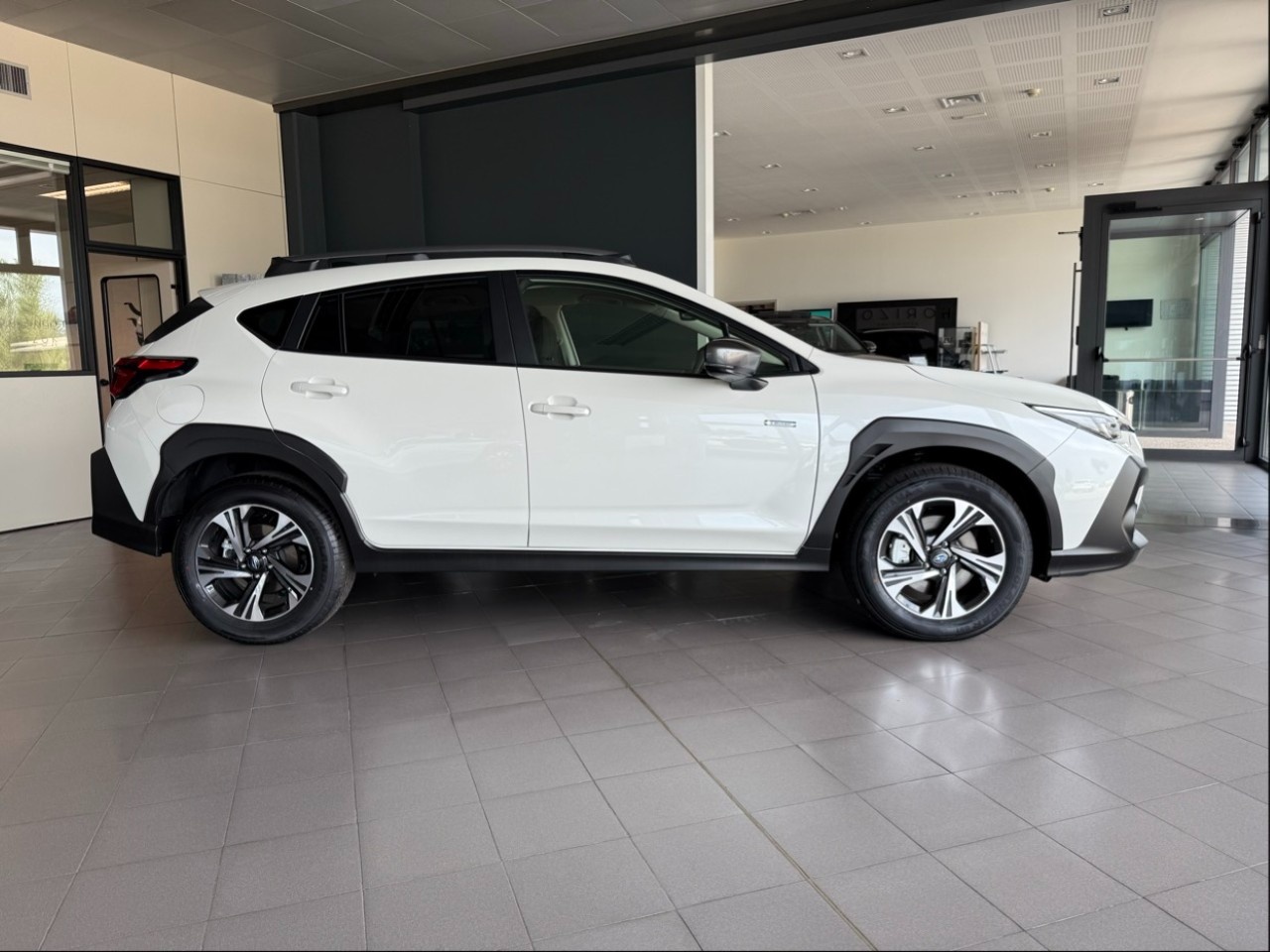Subaru Crosstrek Crosstrek 2.0 e-Boxer STYLE - 2