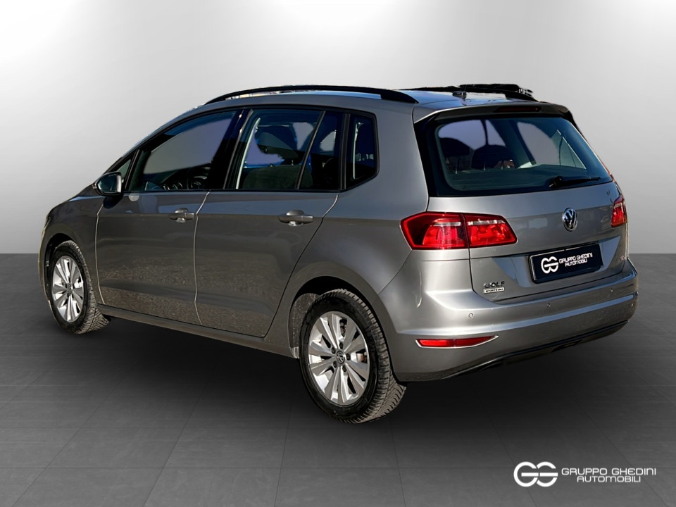 VOLKSWAGEN Golf Sportsvan 1.6 tdi Comfortline 115cv Diesel usato - 2