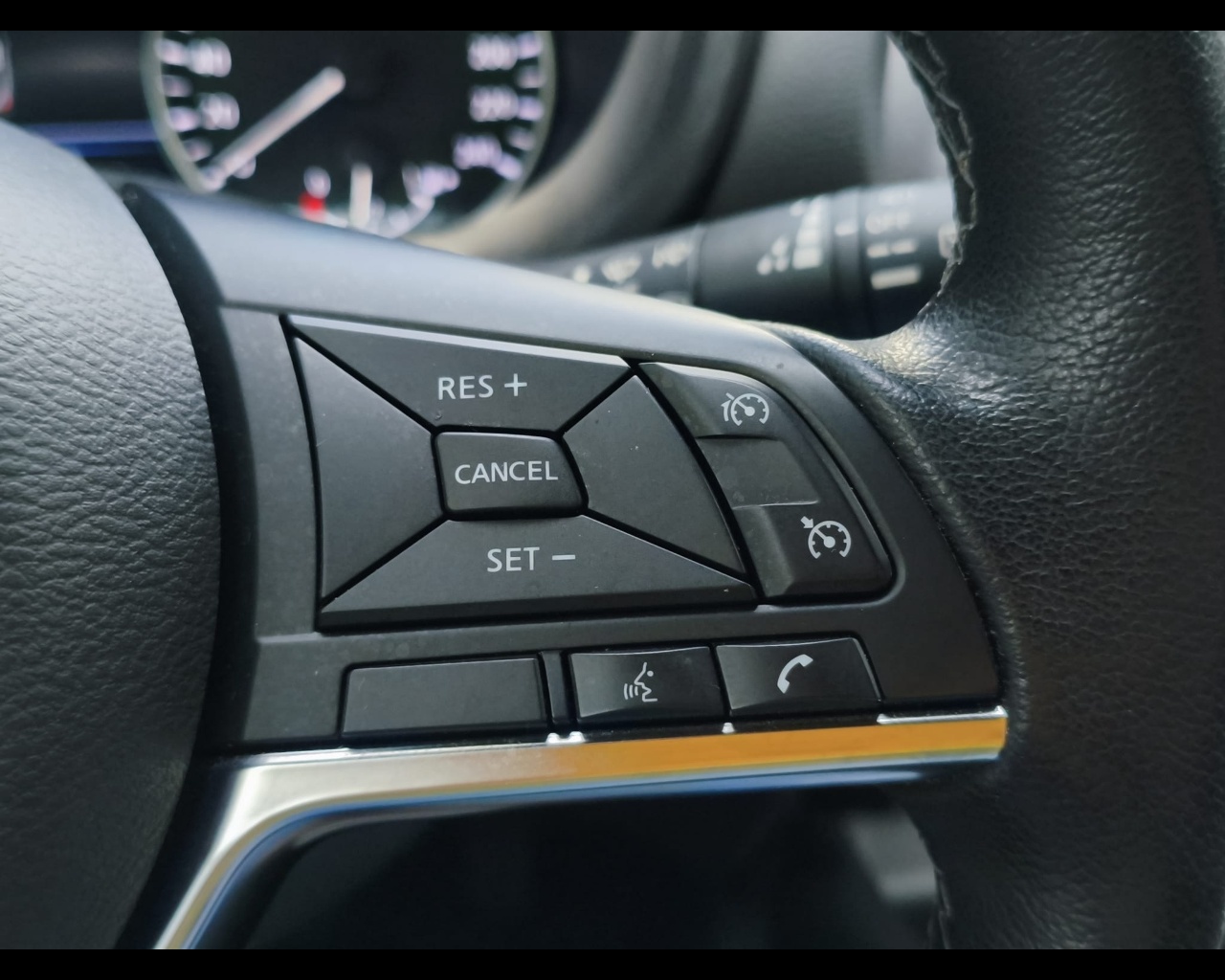 Foto NISSAN Juke 1.6 hev N-Connecta