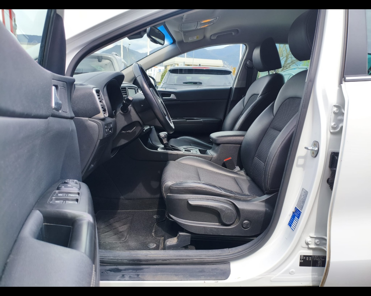 Foto KIA Sportage 1.6 t-gdi Energy Design Pack awd