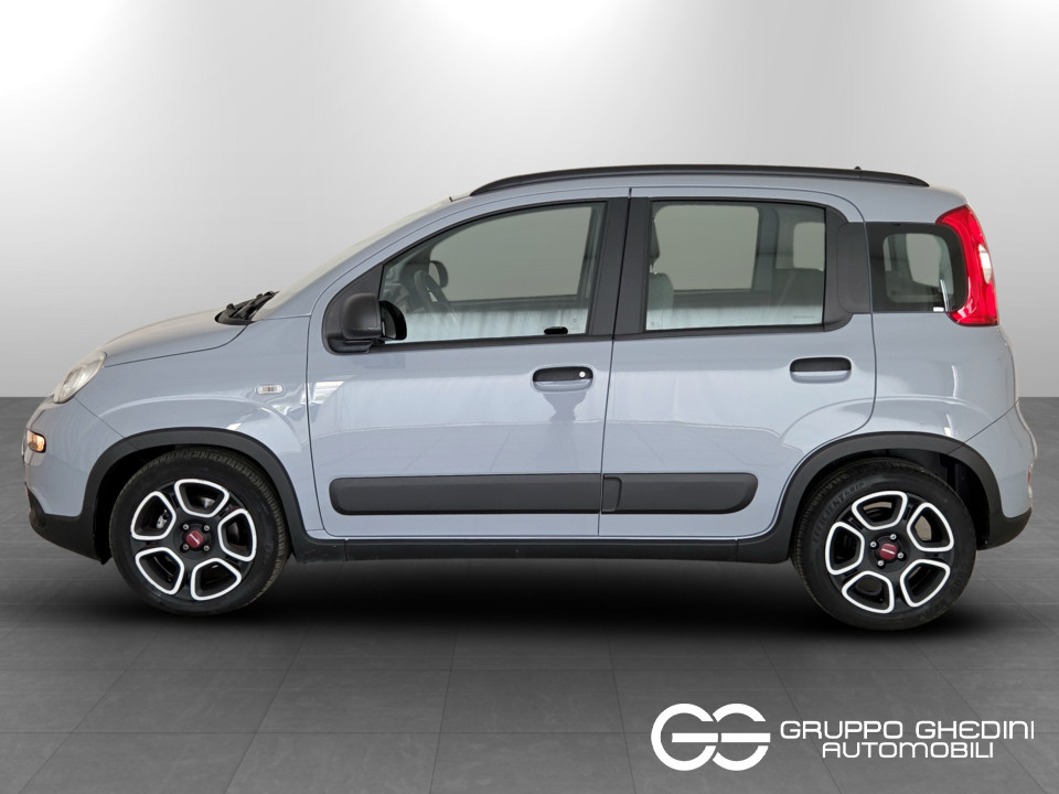 FIAT Panda 1.0 firefly hybrid City Life s&s 70cv Ibrida usato - 1