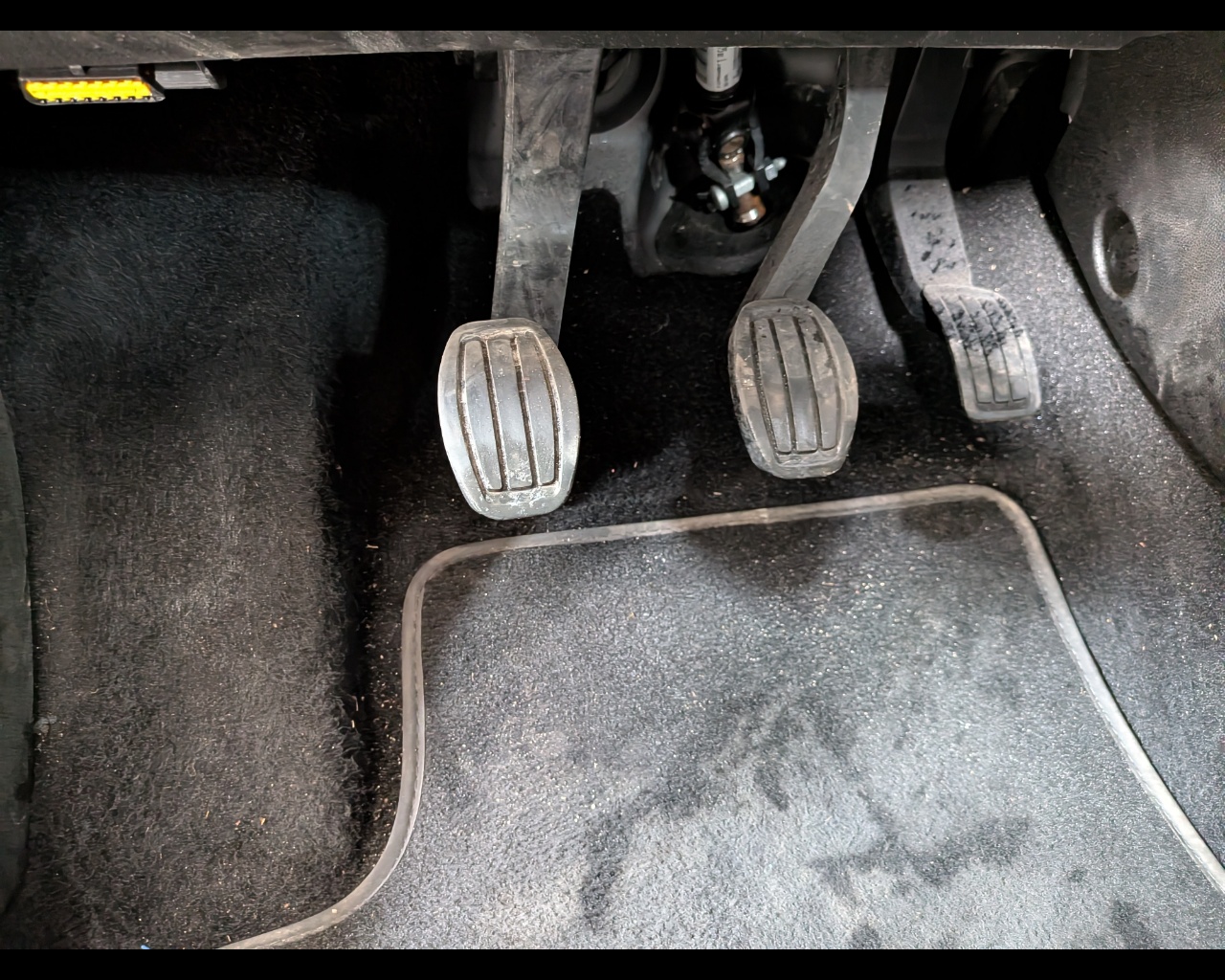 Foto JEEP Avenger 1.2 turbo Summit fwd 100cv