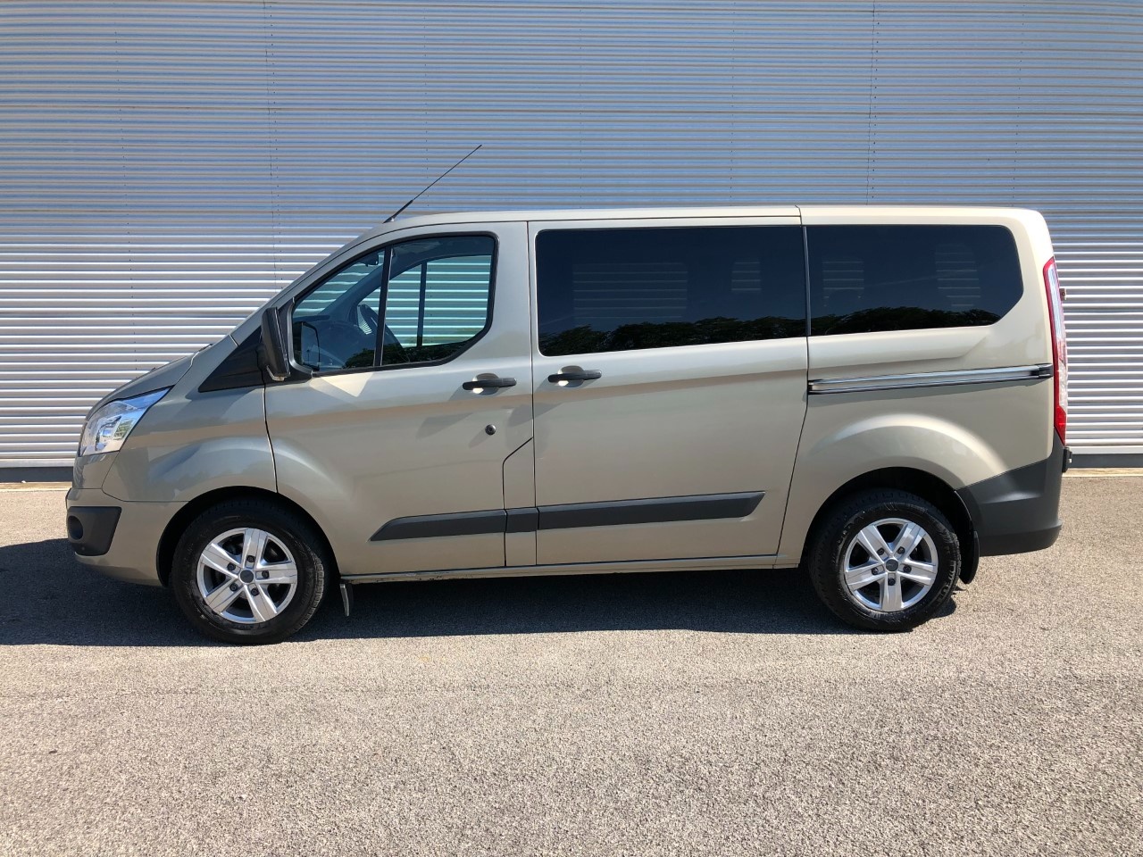 Ford Transit Custom 310 transit custom 310 2.0 tdci 170cv Trend combi L1H1 E6 - 6