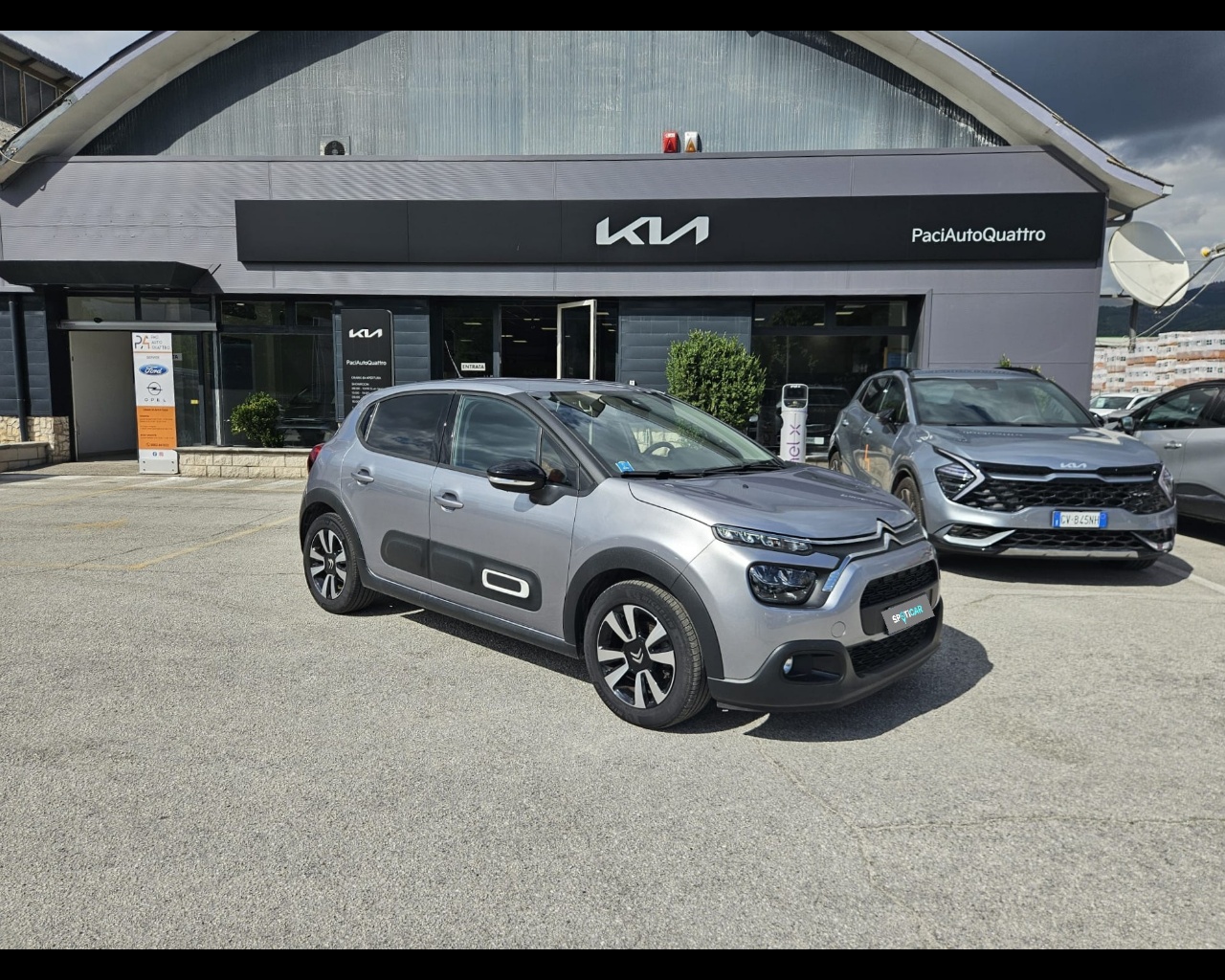 Foto CITROEN C3 1.2 puretech Max s&s 110cv