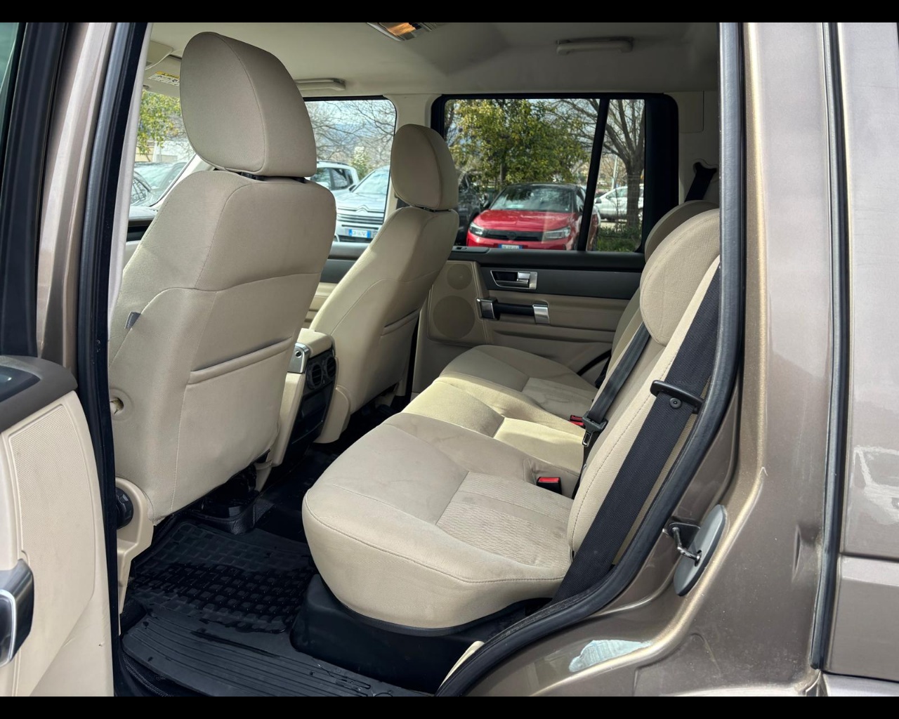 Foto LAND ROVER Discovery 3.0 sdV6 HSE 255cv auto