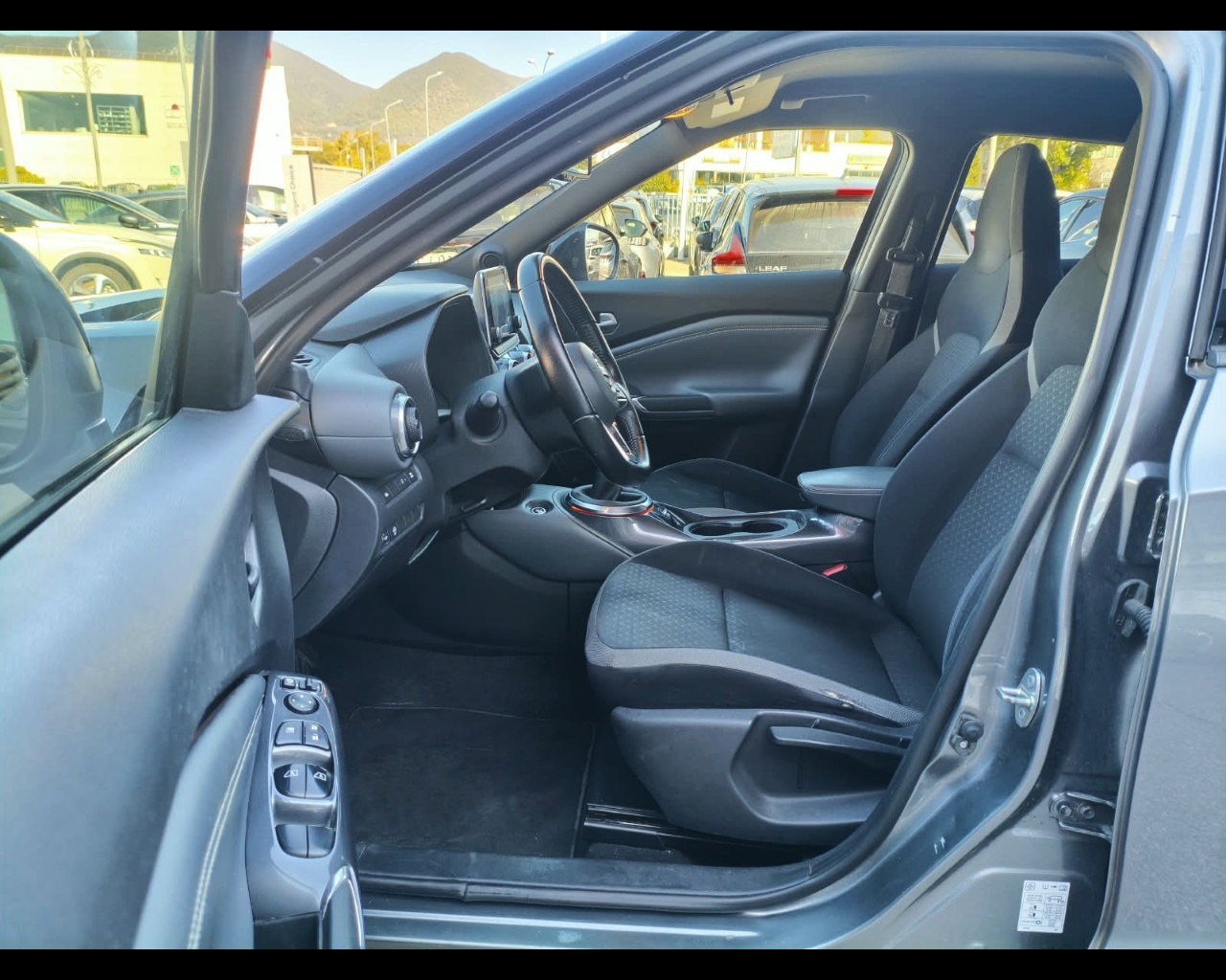 Foto NISSAN Juke 1.0 dig-t N-Connecta 117cv