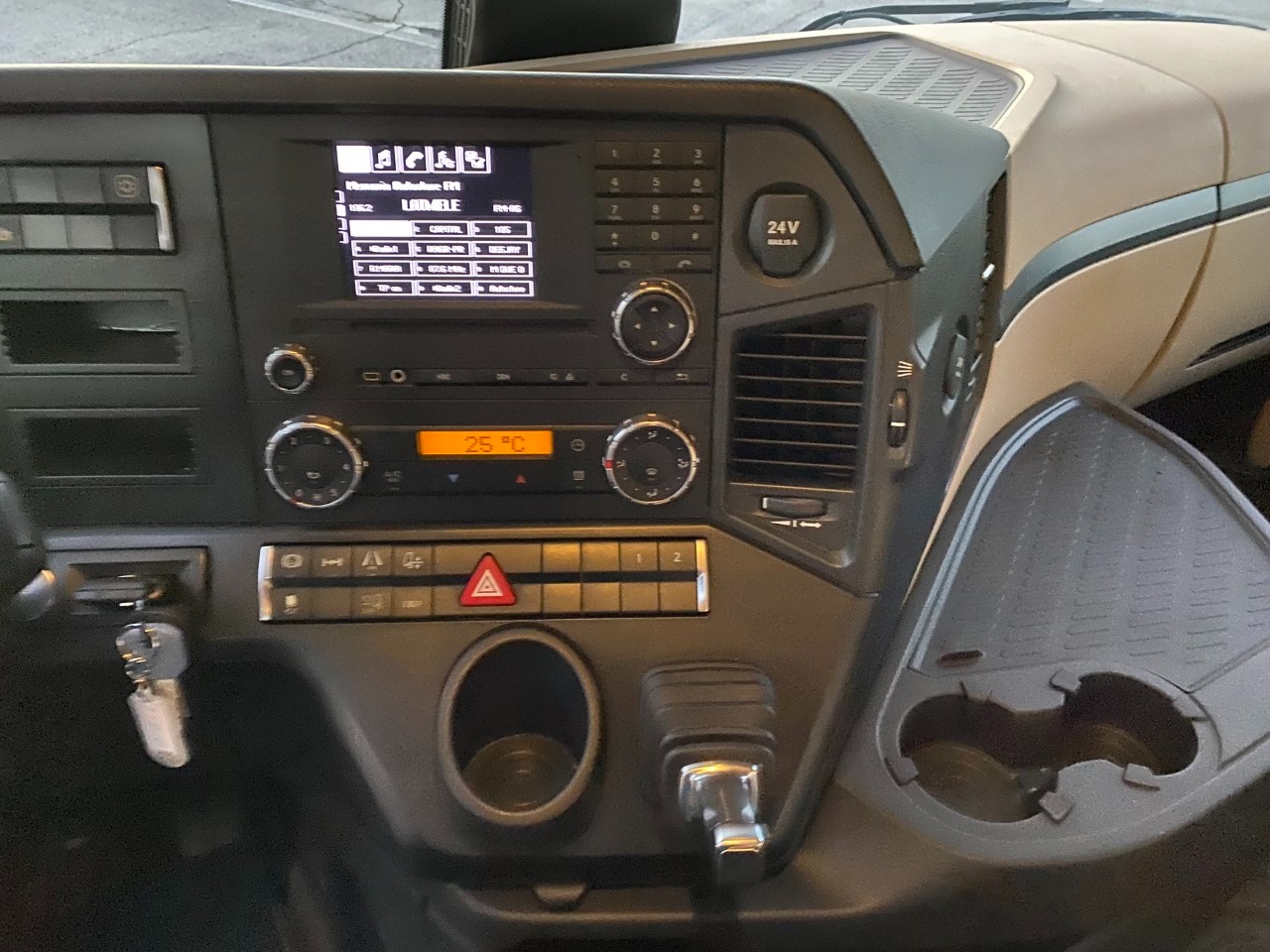 Mercedes Actros actros 1853 LS flat cab. Str.Sp.2,5 Euro VI - 20