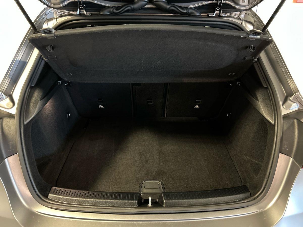Mercedes Classe A Classe A 180 D Premium Night edition 8G-DCT - 8