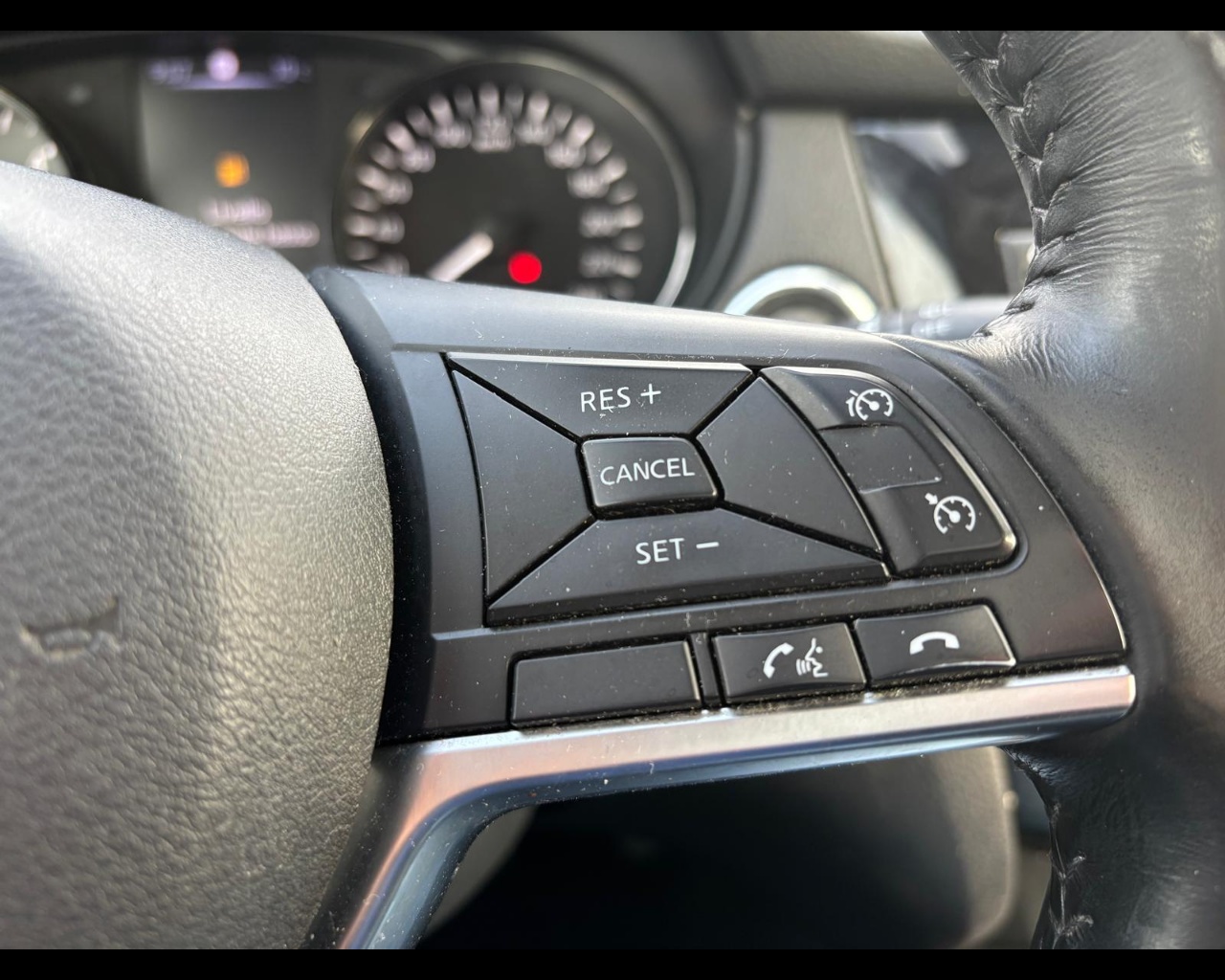 Foto NISSAN X-Trail 1.6 dci N-Connecta 4wd N1