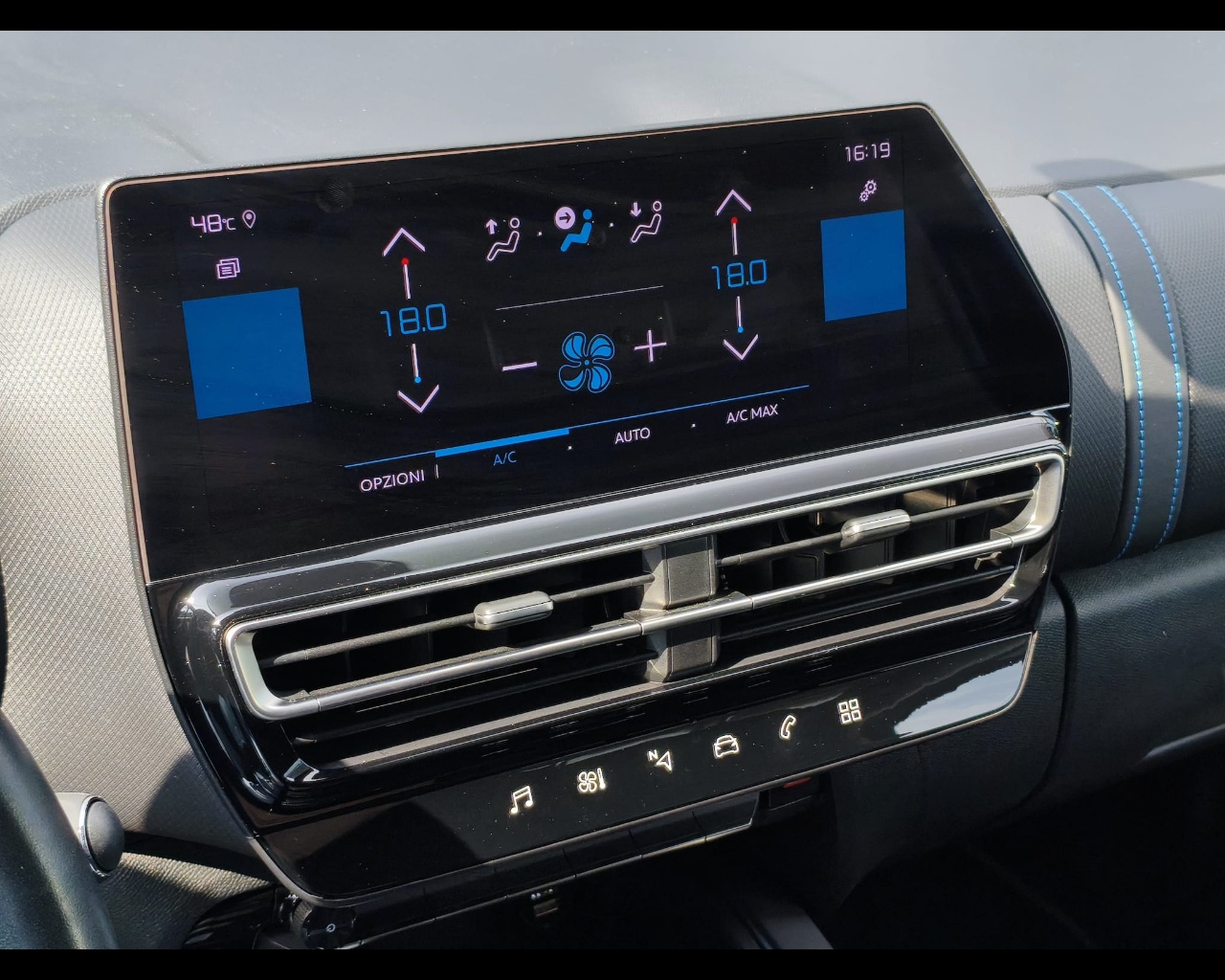 Foto CITROEN C5 Aircross 1.5 bluehdi Shine s&s 130cv eat8