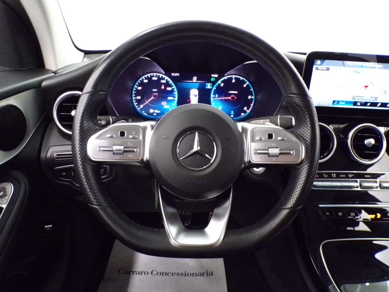 Mercedes GLC GLC SUV 220 D Premium 4Matic 9G-Tronic Plus - 17