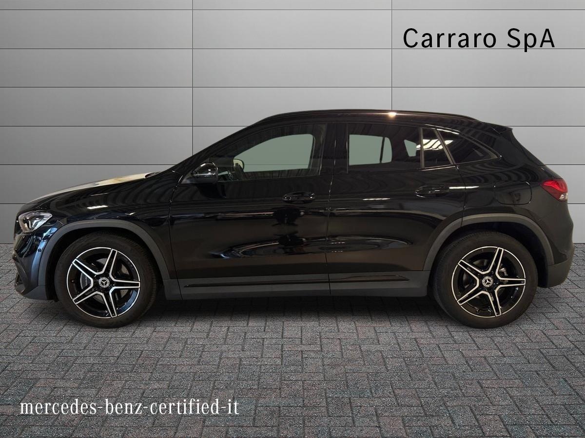 Mercedes GLA GLA 200 D Premium 4Matic 8G-DCT - 6