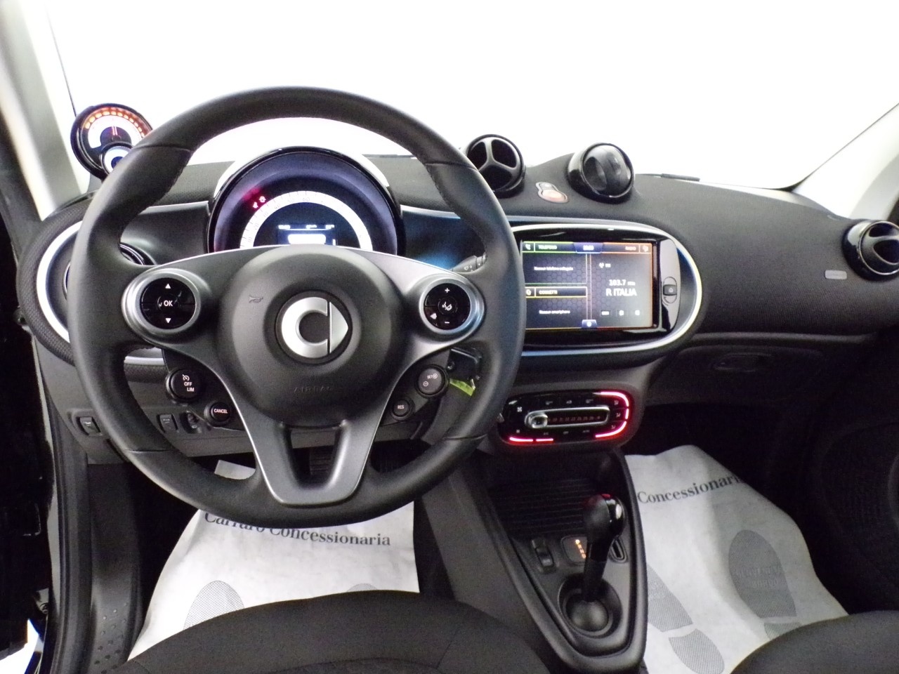 smart fortwo fortwo 22kW EQ Passion - 14