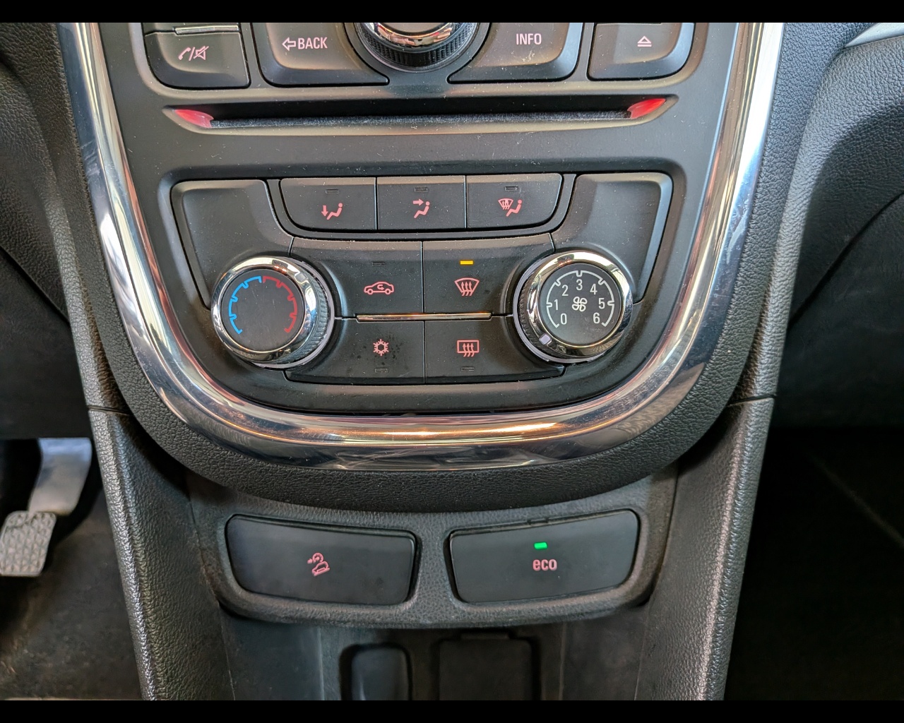 Foto OPEL Mokka 1.7 cdti Ego s&s 4x4 130cv m6